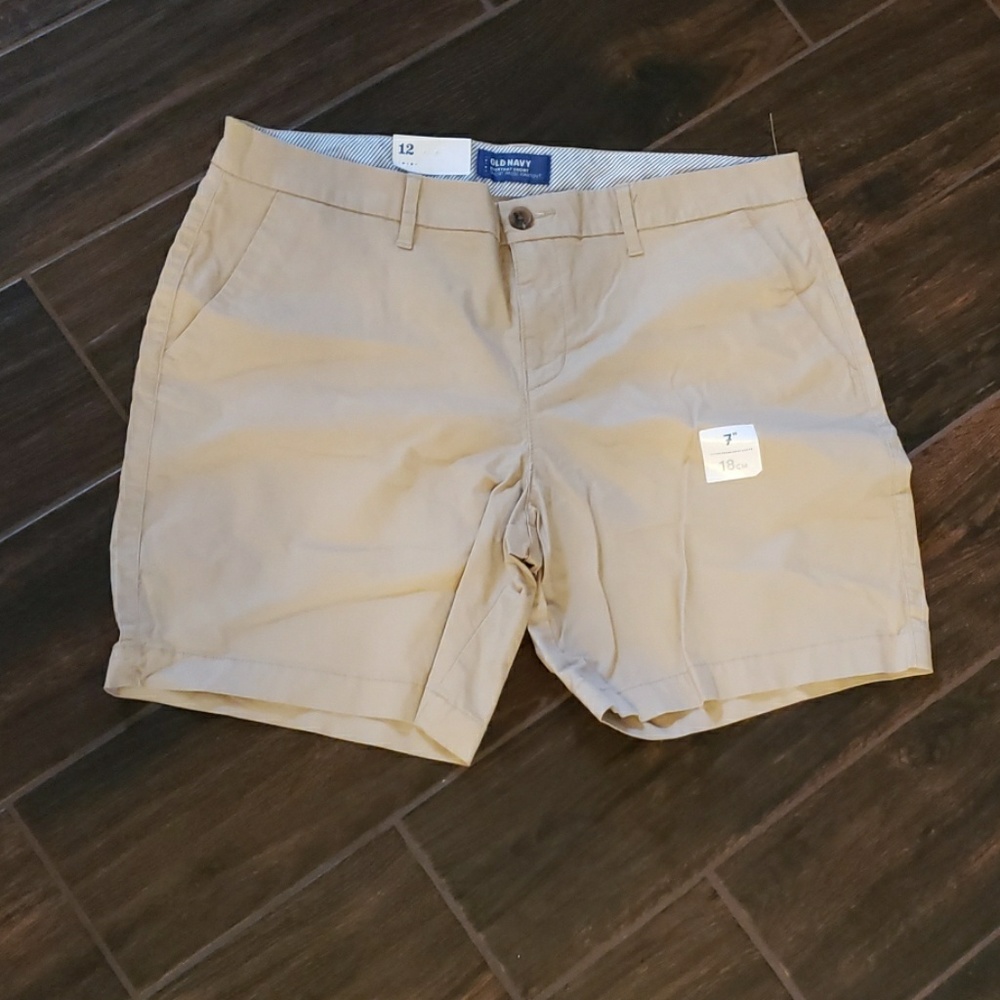 Old Navy khaki shorts